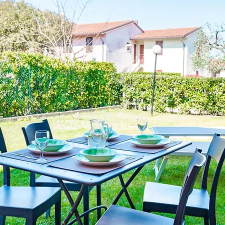 Blitz - Regarda Travel * Λατζίζε