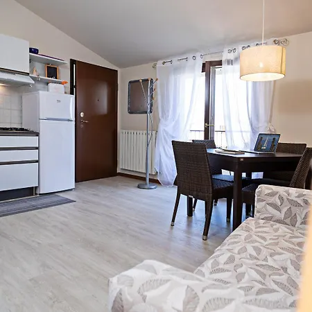Appartement Blitz - Regarda Travel